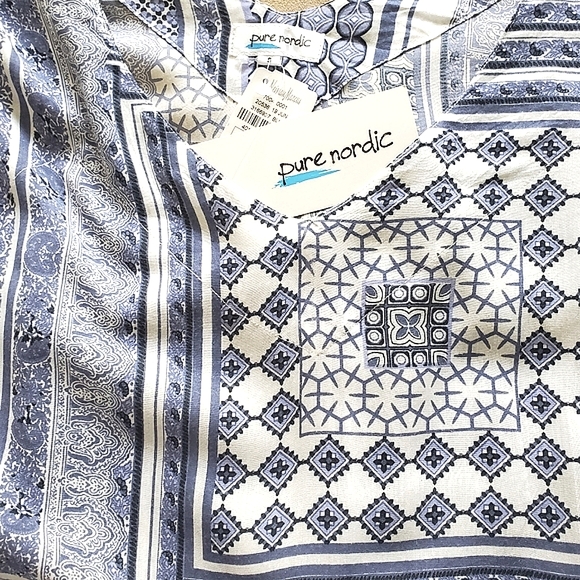 Neiman Marcus Pure Nordic Bistro Cuba-Print Top - Picture 8 of 9